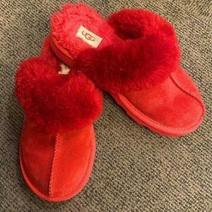 UGG Unisex True Red Cozy II Slippers Mules Sheep Skin Lined Suede Slip On: 1